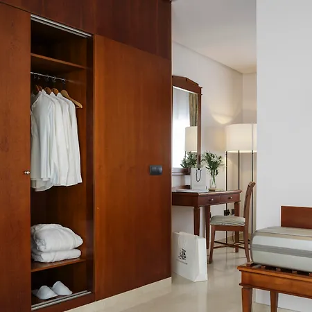 费尔南多iii号酒店 4*