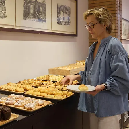 费尔南多iii号酒店 酒店