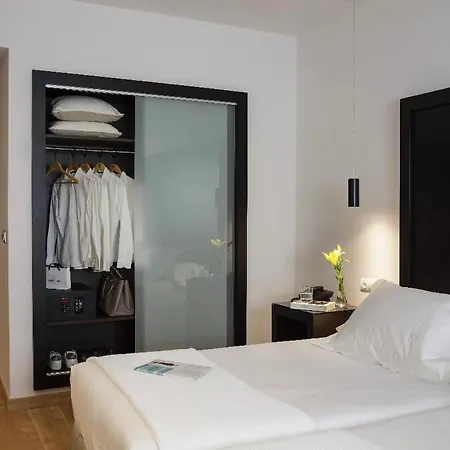 费尔南多iii号酒店 4*